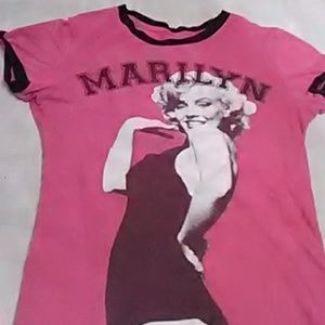 Marilyn Monroe shirt